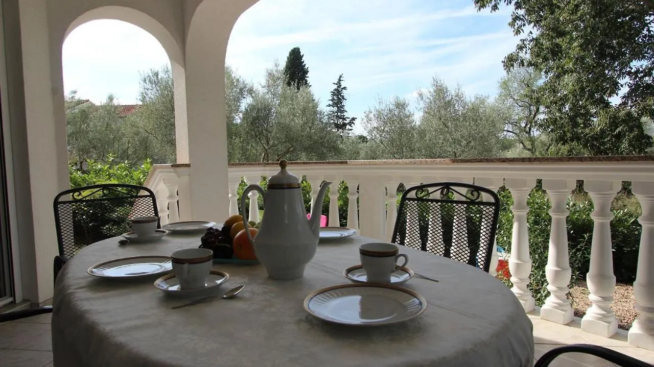 Apartment Ljudmila Sveti Anton